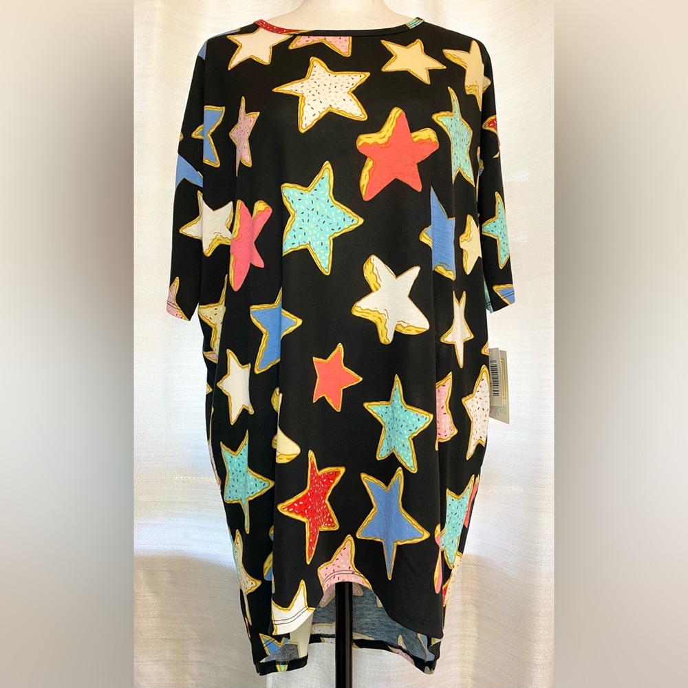 ⭐️ LulaRoe Irma Tunic Top